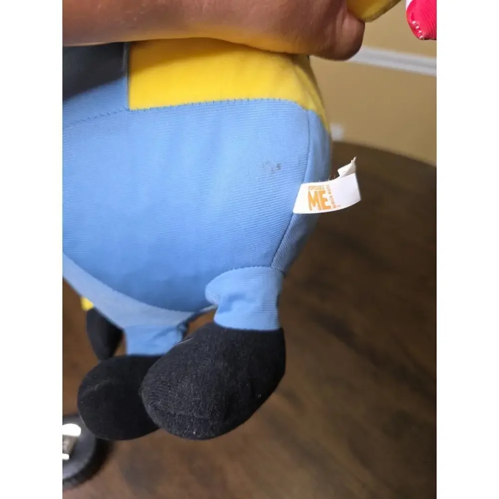 Despicable ME MINION PLUSH CHRISTMAS TOY W/ Candy Cane The Toy Factory 9